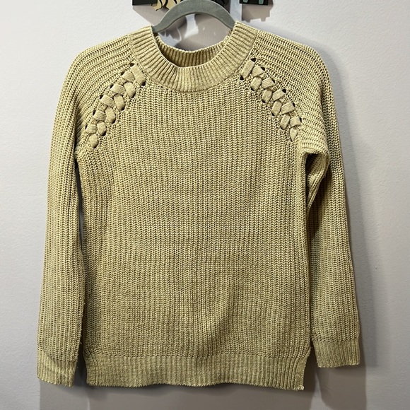 Bundle Knit Sweaters 🧶 - Picture 2 of 14